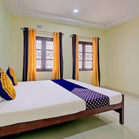Spot On 73862 Jaya Tourist Home Varkala Buitenkant foto