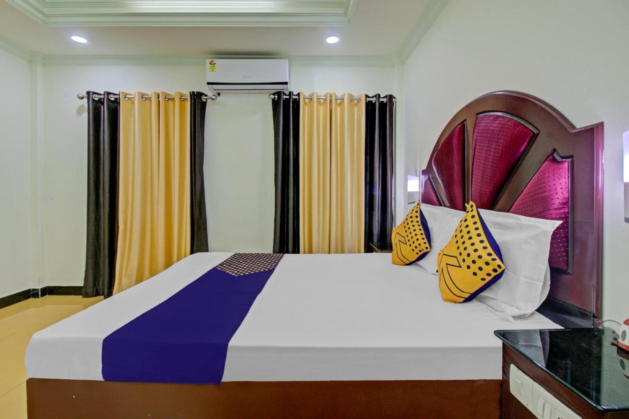 Spot On 73862 Jaya Tourist Home Varkala Buitenkant foto